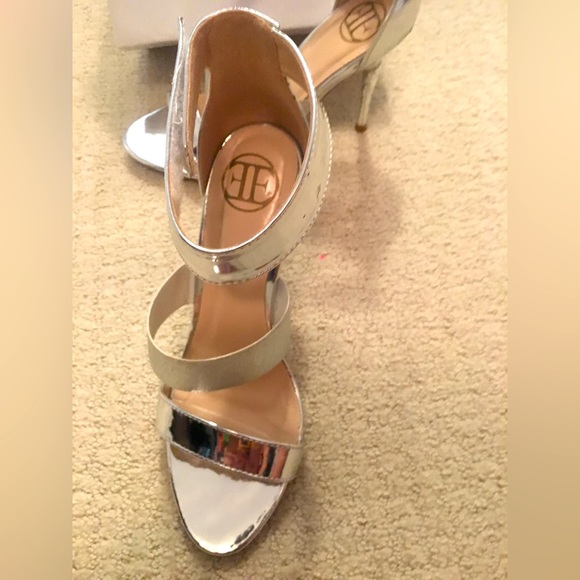 Little Empresses Silver Heeled Sandals - Picture 5 of 13